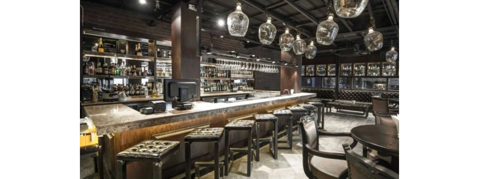 尖沙咀位於搵食核心地段70人座位出讓價$60,000餐廳資產轉讓