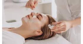 觀塘美容美甲工作室生意轉讓｜超低租全包連同有限公司及銀行戶口轉讓｜開業超過5年，社交媒體高人氣｜裝修設備齊全配備6部美容儀