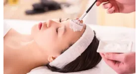 觀塘一站式美髮美容店生意轉讓｜Autorun｜900 呎大玻璃採光靚場、配備 Thermage 儀器｜月賺 $12 萬、雙軌穩定客底