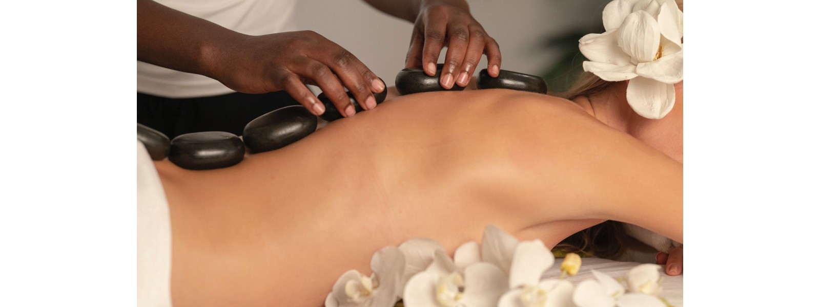 荃灣位於核心地段近地鐵站900尺Autorun按摩店生意轉讓