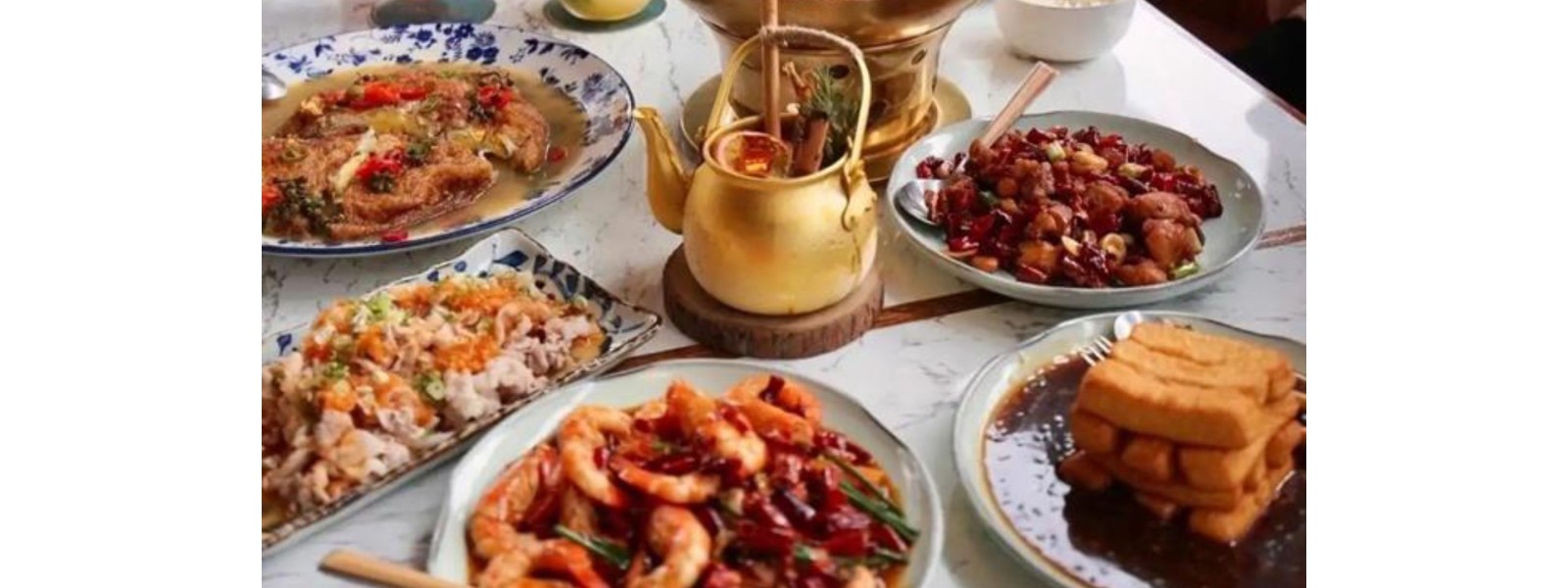 鰂魚涌500呎近地鐵站步行5分鐘多商業大廈有明火煮食的中式餐廳資產轉讓