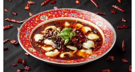 筲箕灣經營多年老字號2500呎平租利潤穩定大量熟客中菜館餐廳生意轉讓